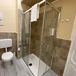 L'erba Dei Sovrani Konukevi 3*