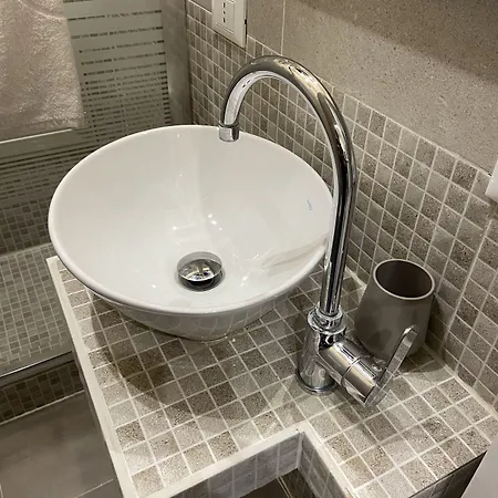 L'erba Dei Sovrani 3*